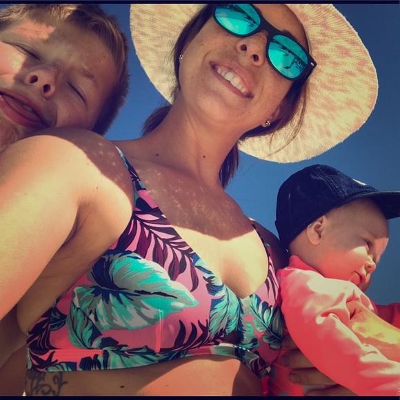 Meet your Posher, Kalsie - Picture 1 of 1